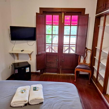 Casa Rosada Seu Refugio Na Serra Miguel Pereira Exterior photo